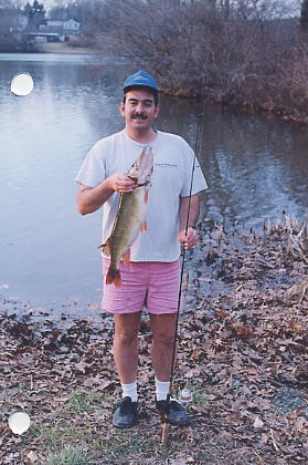 Largemouth Bass Fishing Records with Images